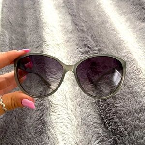 Women’s sunglasses